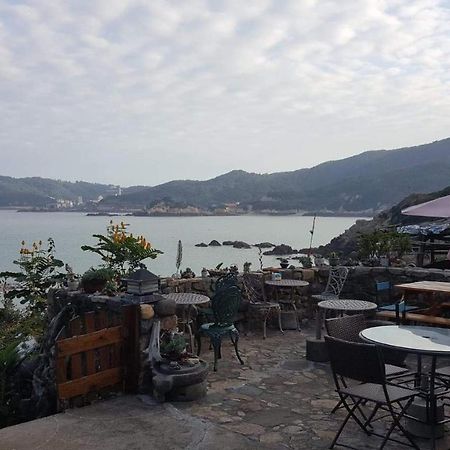 Furen Homestay Nangan Exteriér fotografie